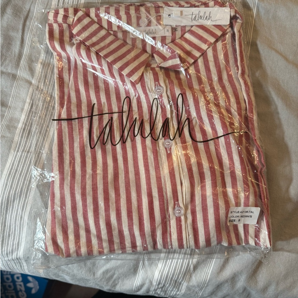 Striped Red and White Blouse - Picture 2 of 2